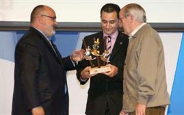 La Federación Bizkaina de Pesca y Casting recibe el Premio: Bizkaia Kirolak 2008